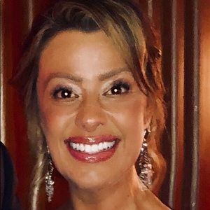 Meet your Posher, Juliana